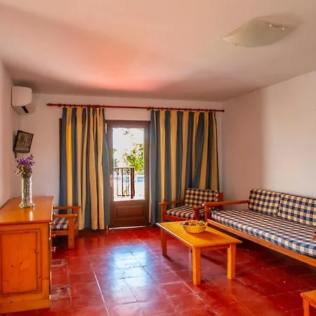 Апартаменты Sol Y Mar Кала-эн-Бланес