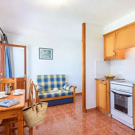 Sol Y Mar Кала-эн-Бланес